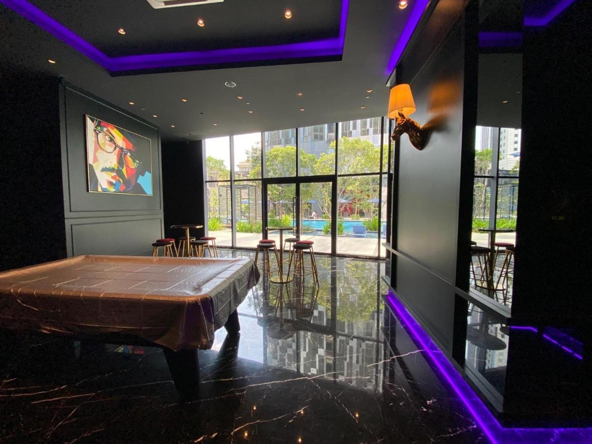Five Star Suites Klcc 500M Lrt Full Luxury Facilities Superb Location! クアラルンプール エクステリア 写真